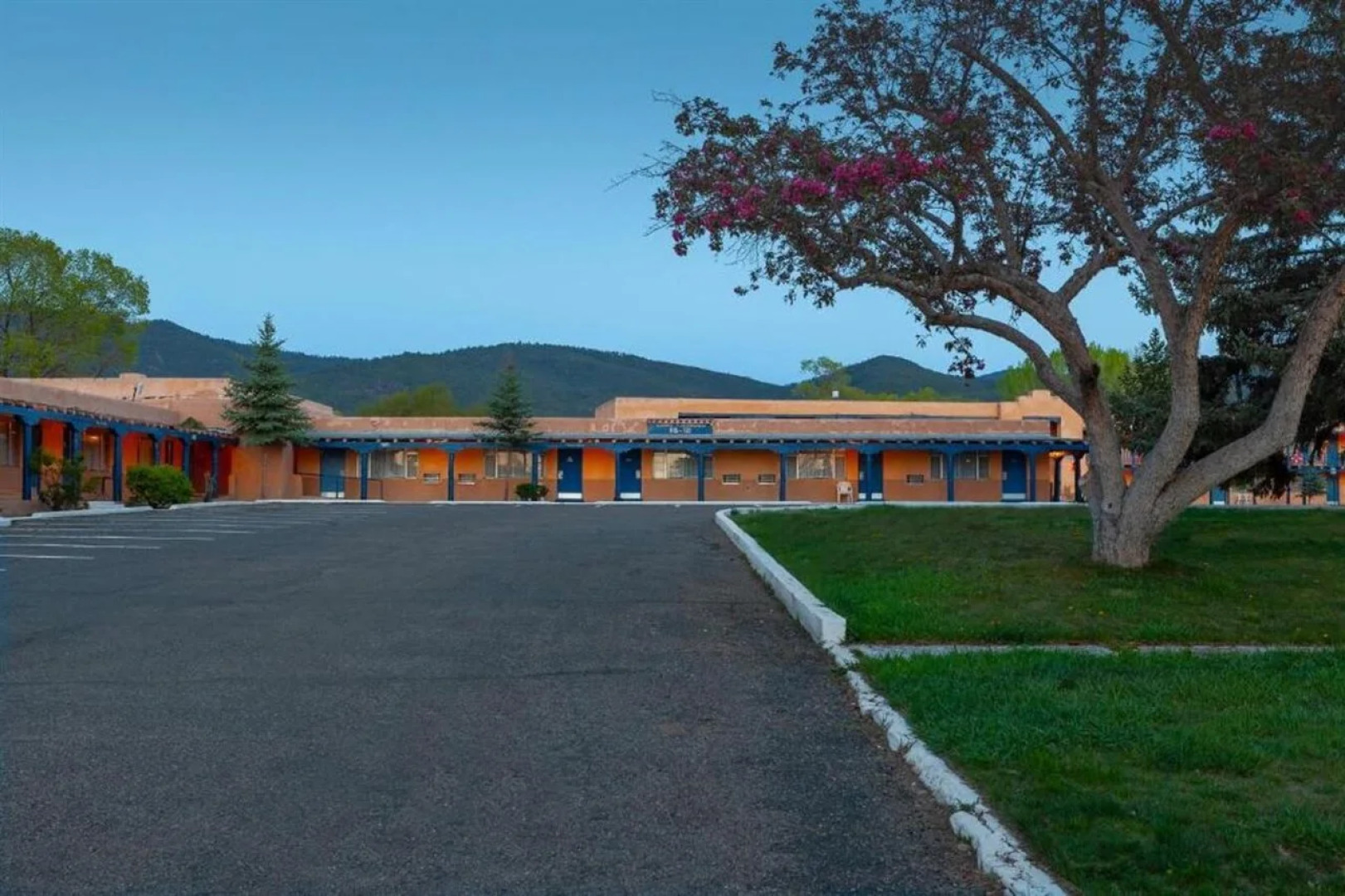 Kachina Lodge Resort Hotel & Meetings Center