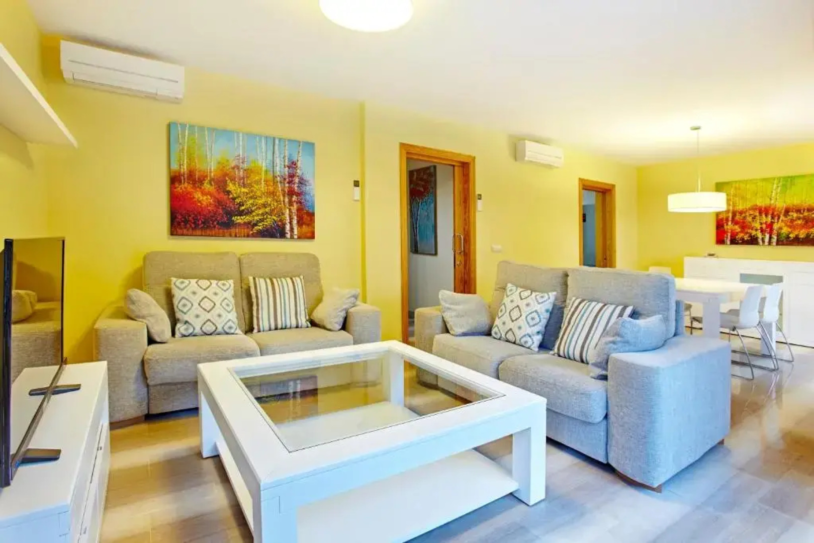 Universal Aquamarin Beach Houses