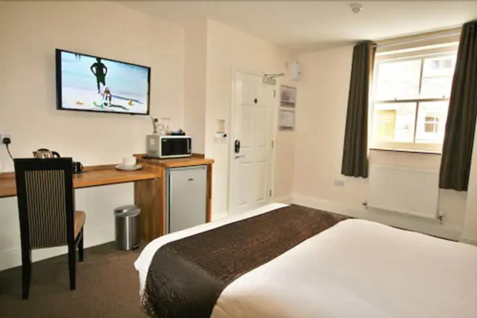 Central Studios Albion by Roomsbooked