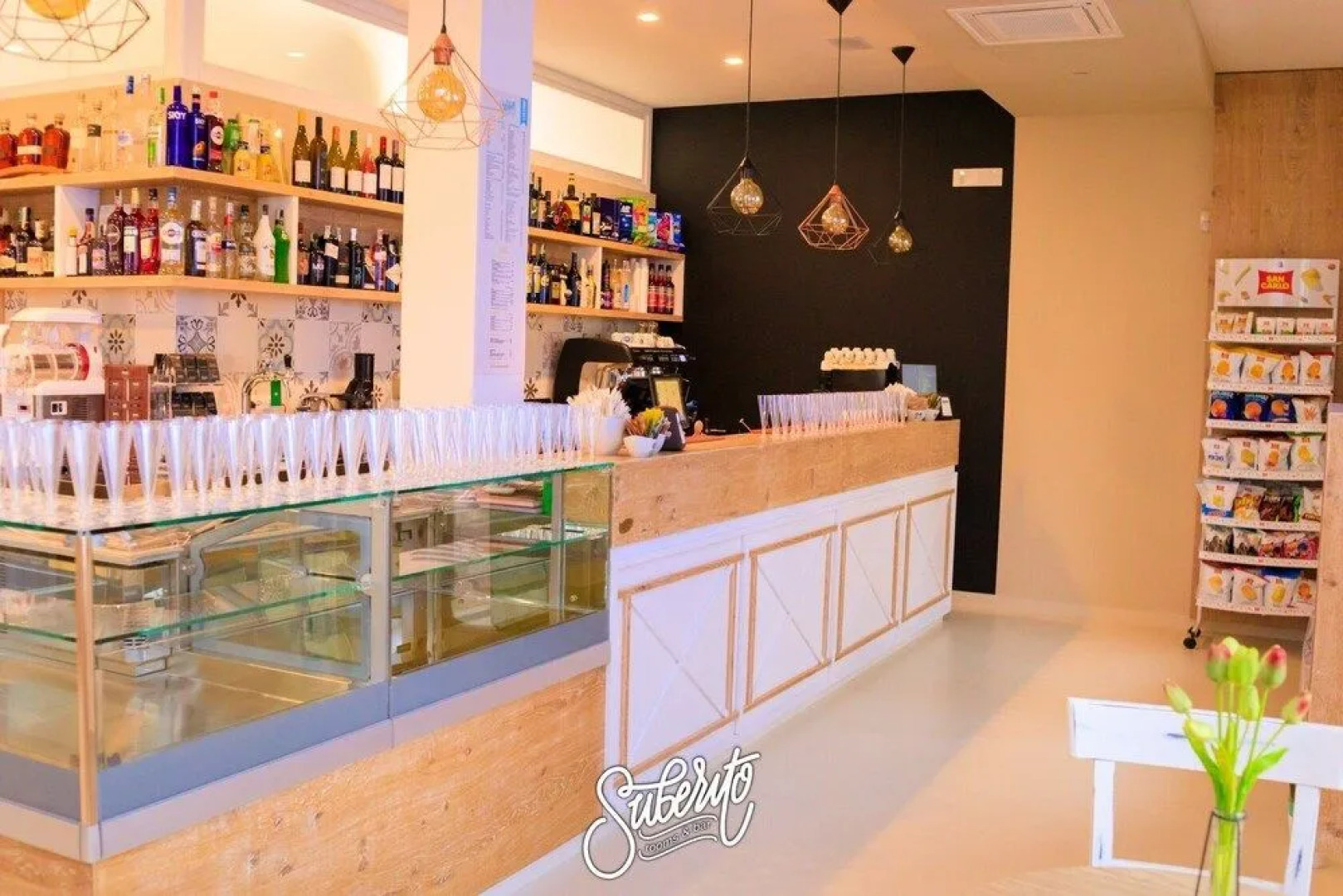 Suberito rooms&bar