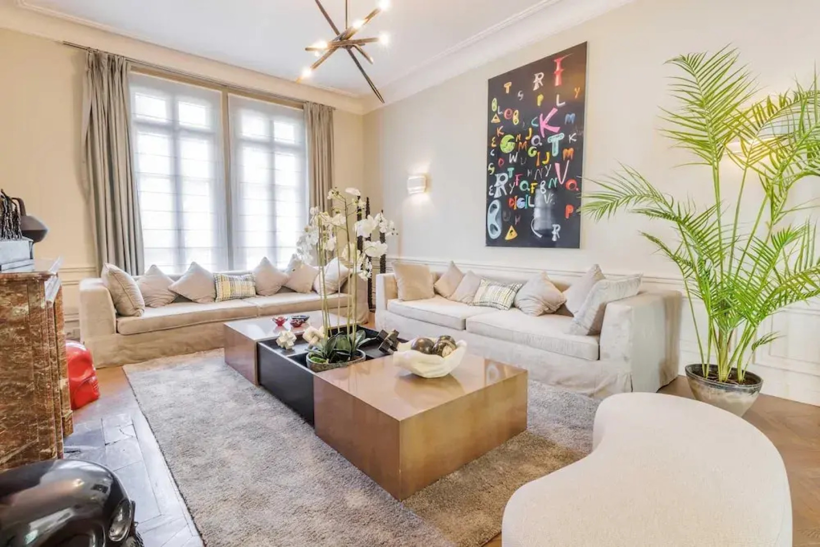 Luxury Mansion With Garden in Heart of Neuilly