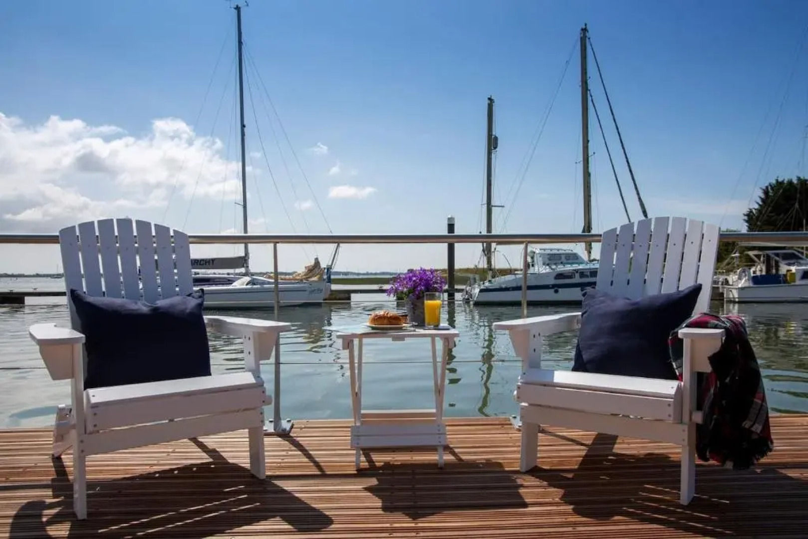 Sea Breeze Ark 900 Boat