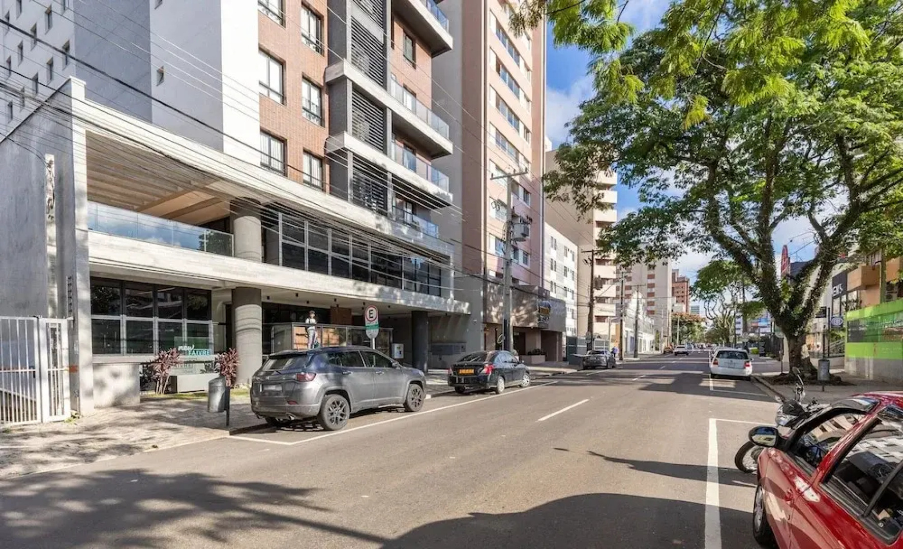 Apto cond c/ acad. 400m Mercado Municipal NFE1544