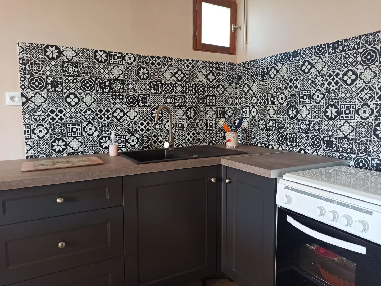 Cozy apartment in Thédirac with a shared swimming pool