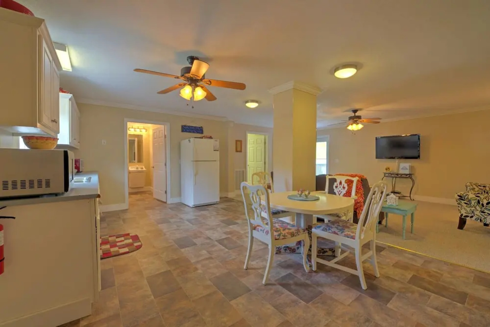 Grace Cottage 2 Bedrooms 1 Bathroom Home