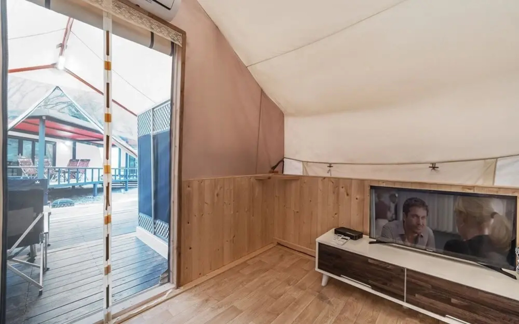 Saeyeon Glamping & Caravan Pocheon