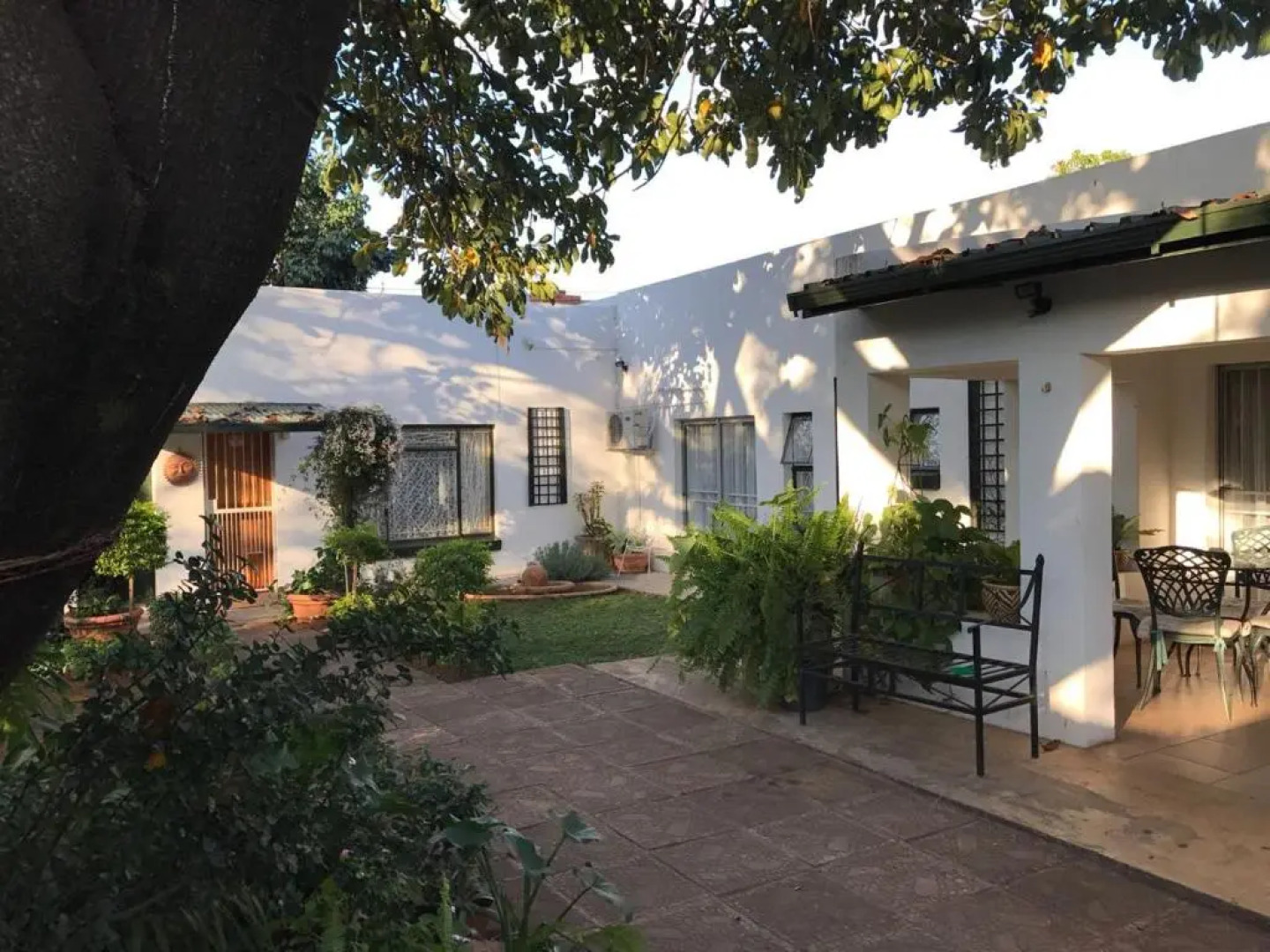 La Bella B&B Under The Fig Tree