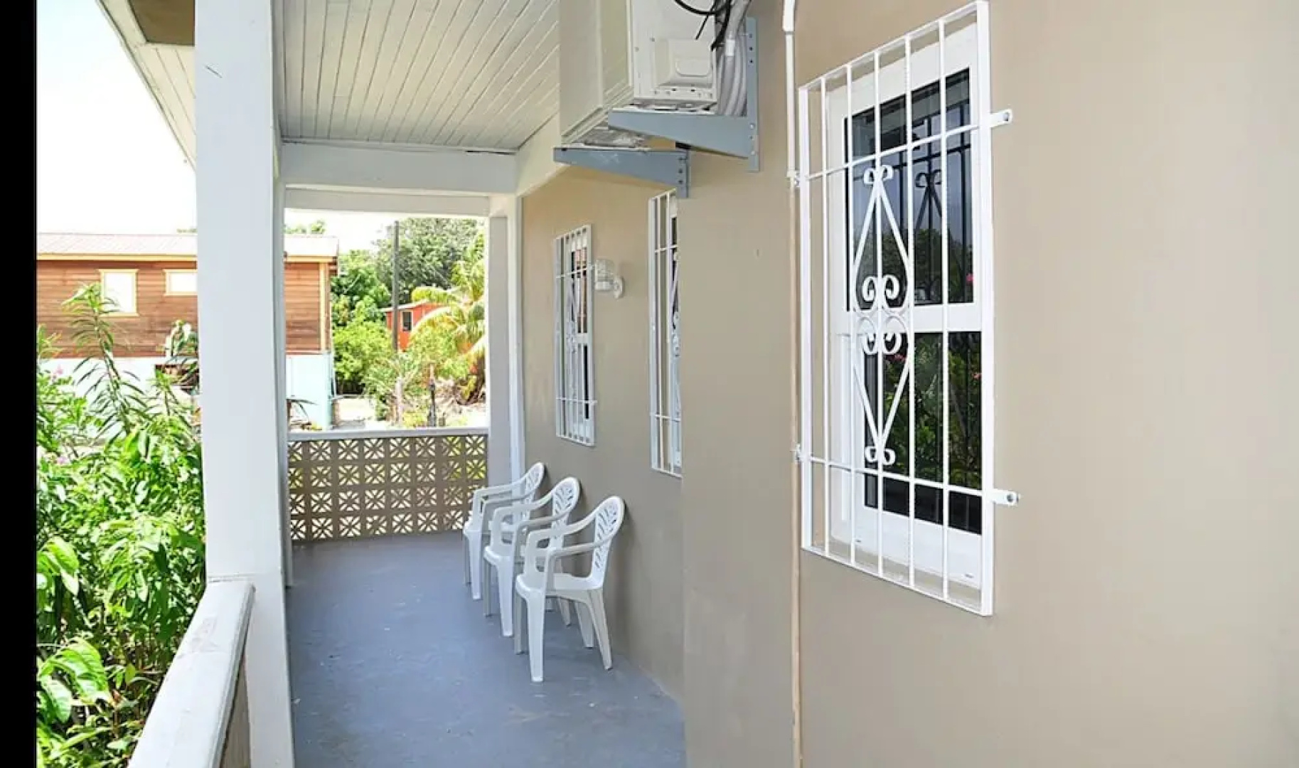 Sundowner Lodge