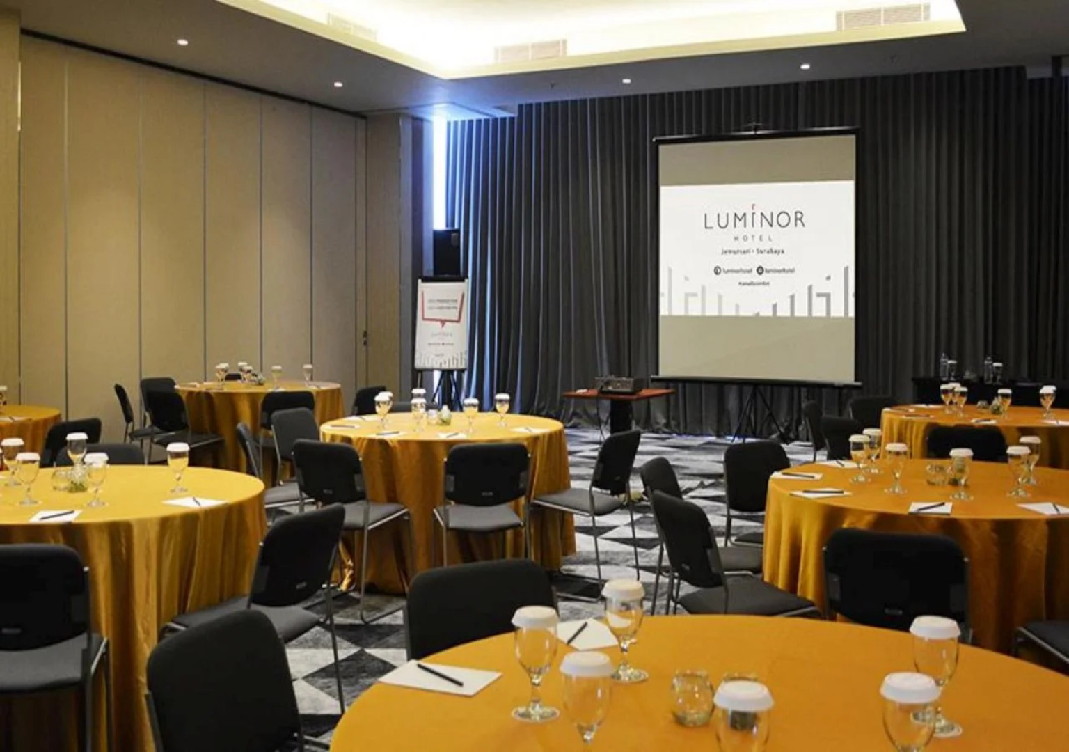 Luminor Hotel Jemursari by WH