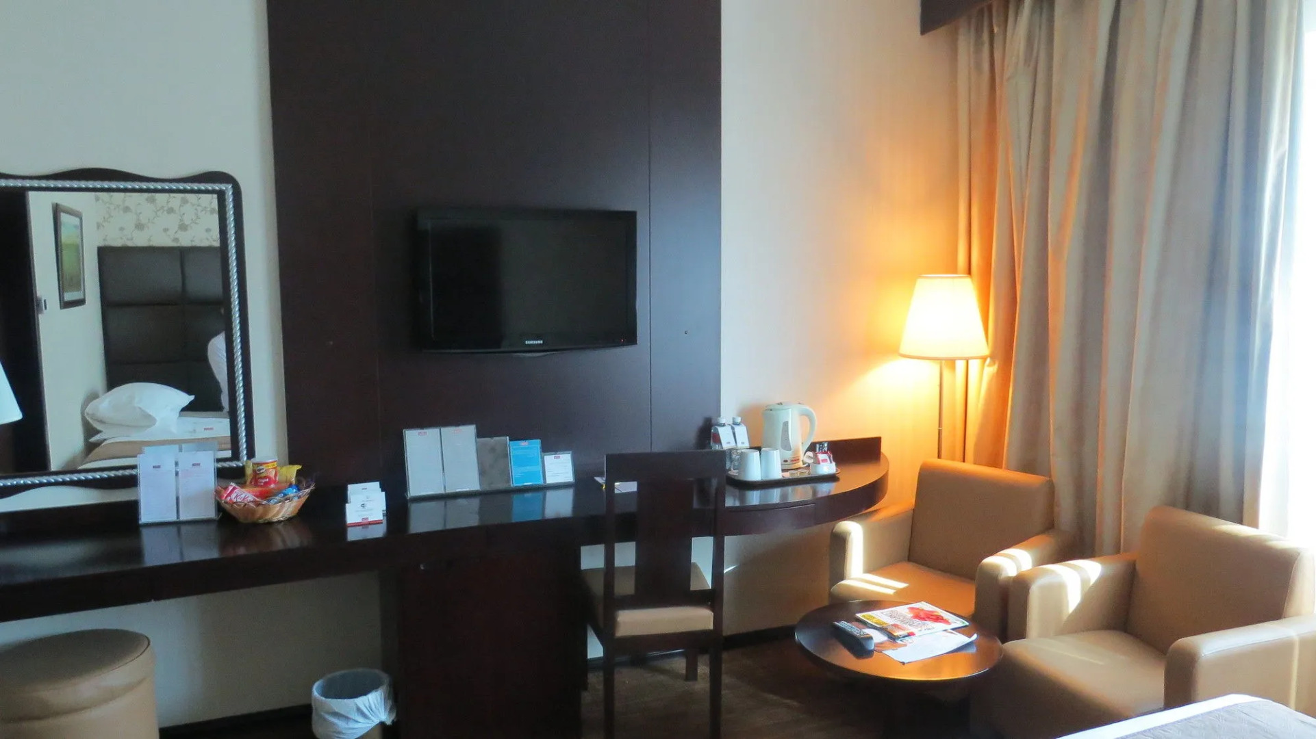 Отель The Park Hotel Formerly Al Jawhara Gardens