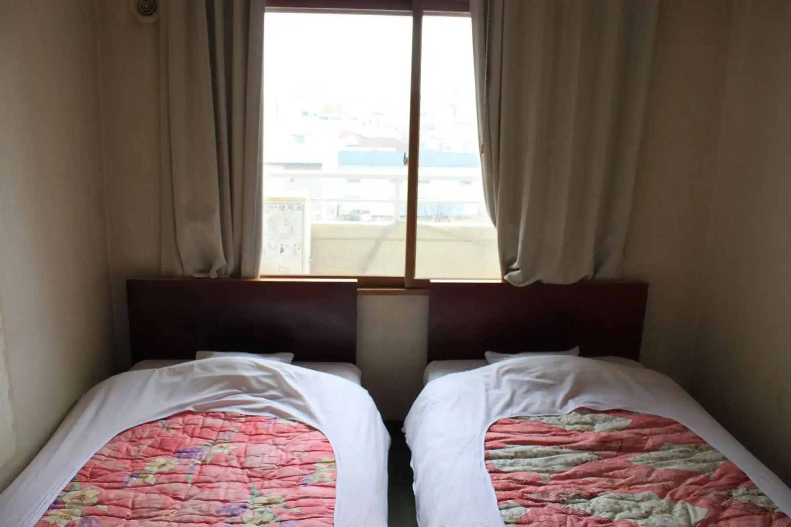 Hot Spring Hotel Boston