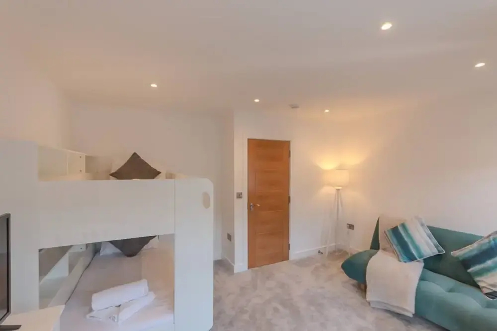 Stylish Westgate-on-sea Haven Near Beach By Adliv