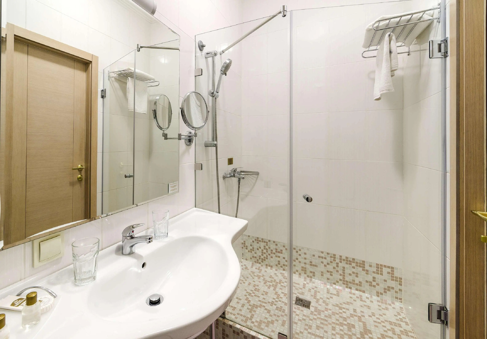 Best Western Plus Flowers Hotel