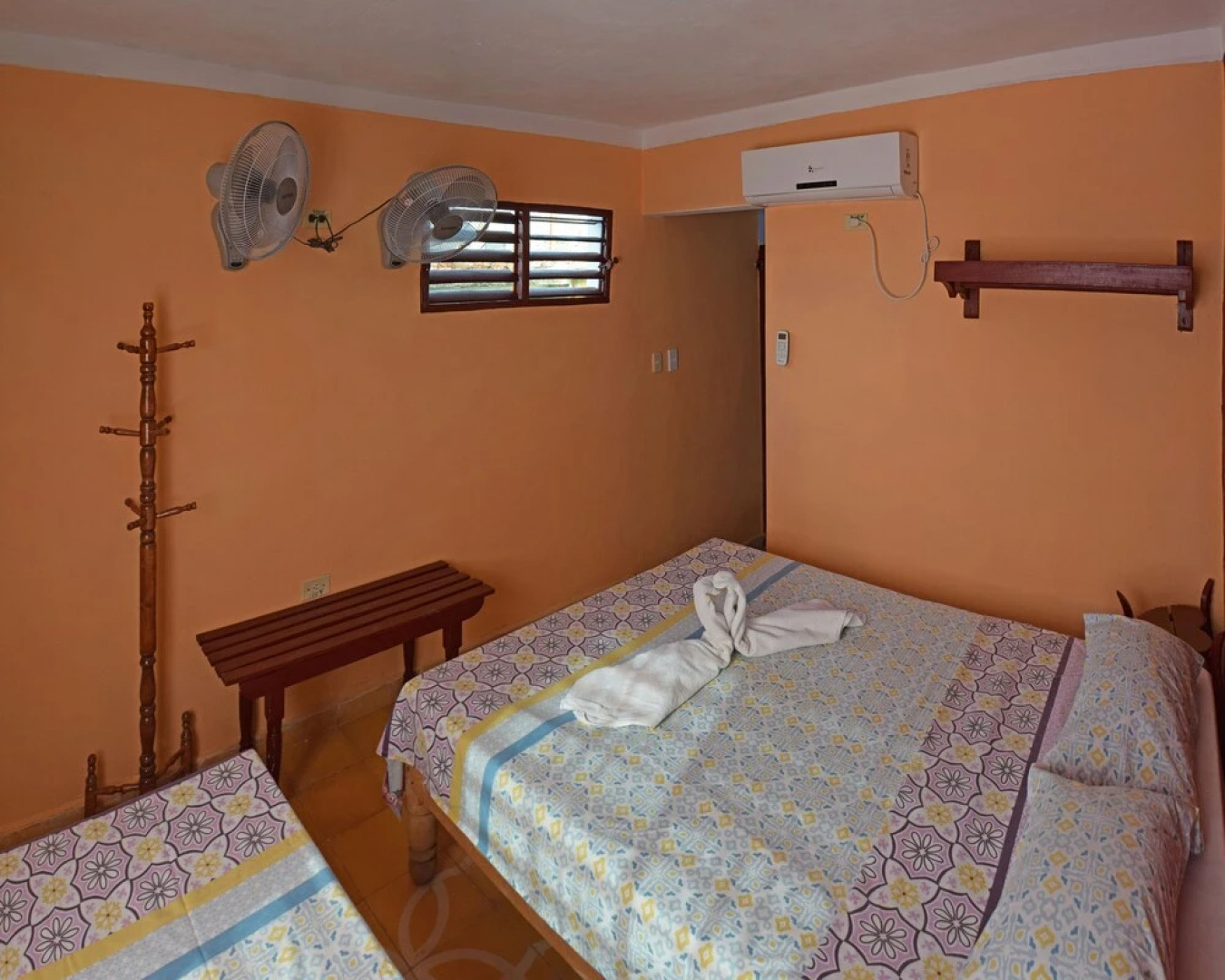Fambyh YAL 80 Hostal Trinidad Cuba