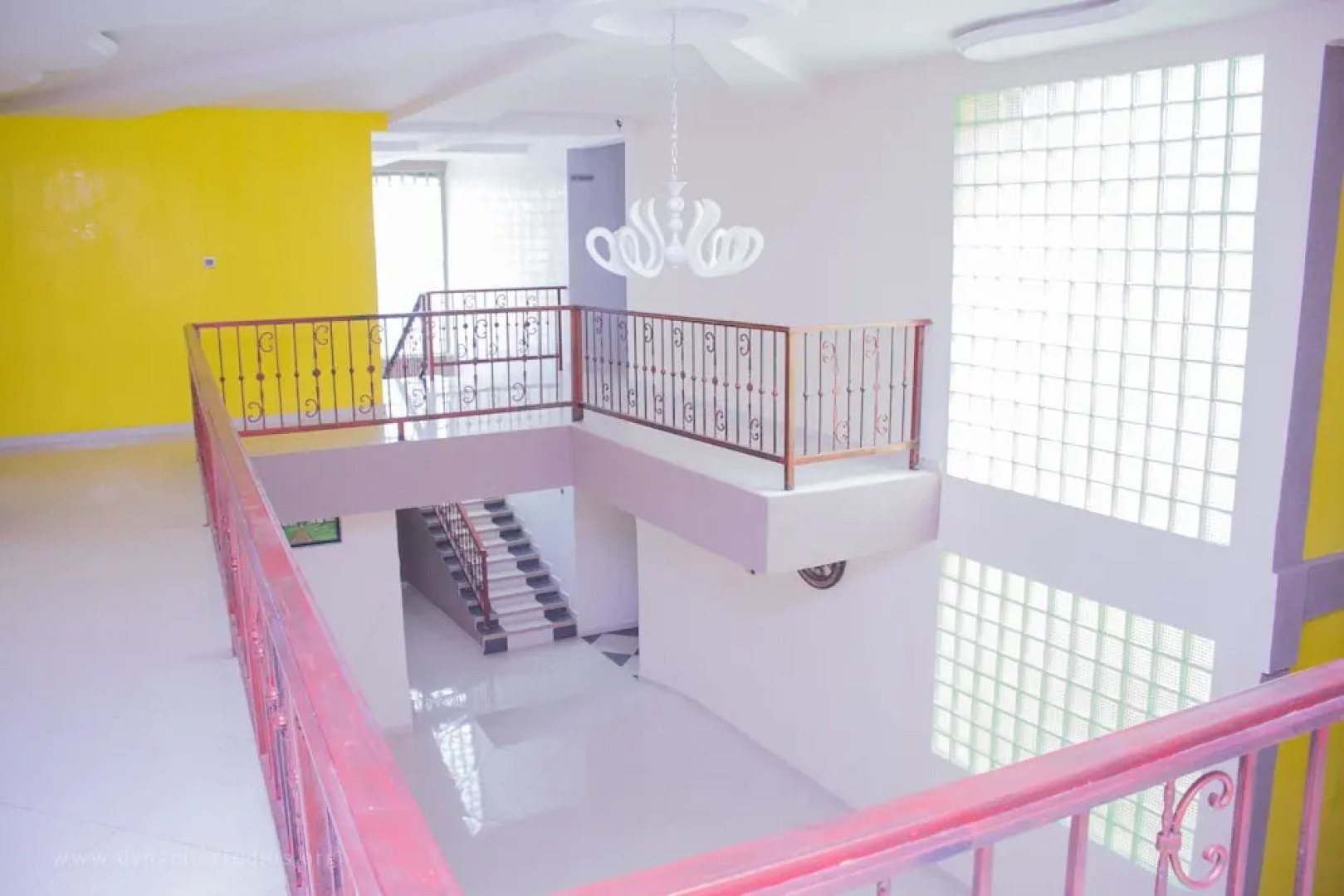 Sheilas Executive Hotel & Lodge