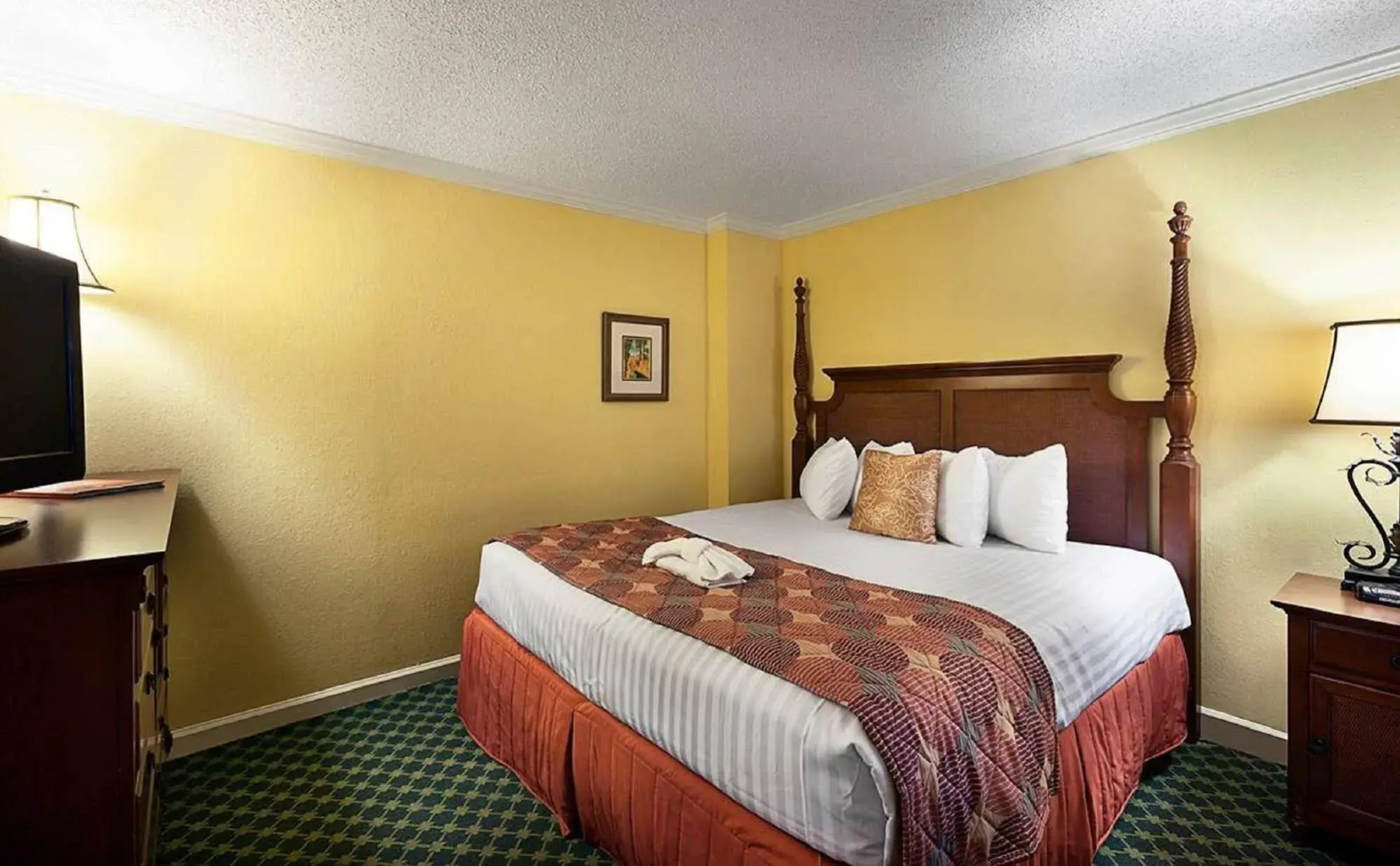 Sea Crest Oceanfront Resort