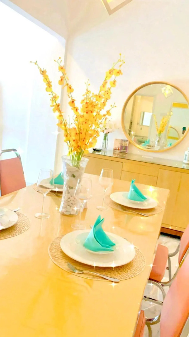 Sea La Vie Goldy @ Laguna Resort