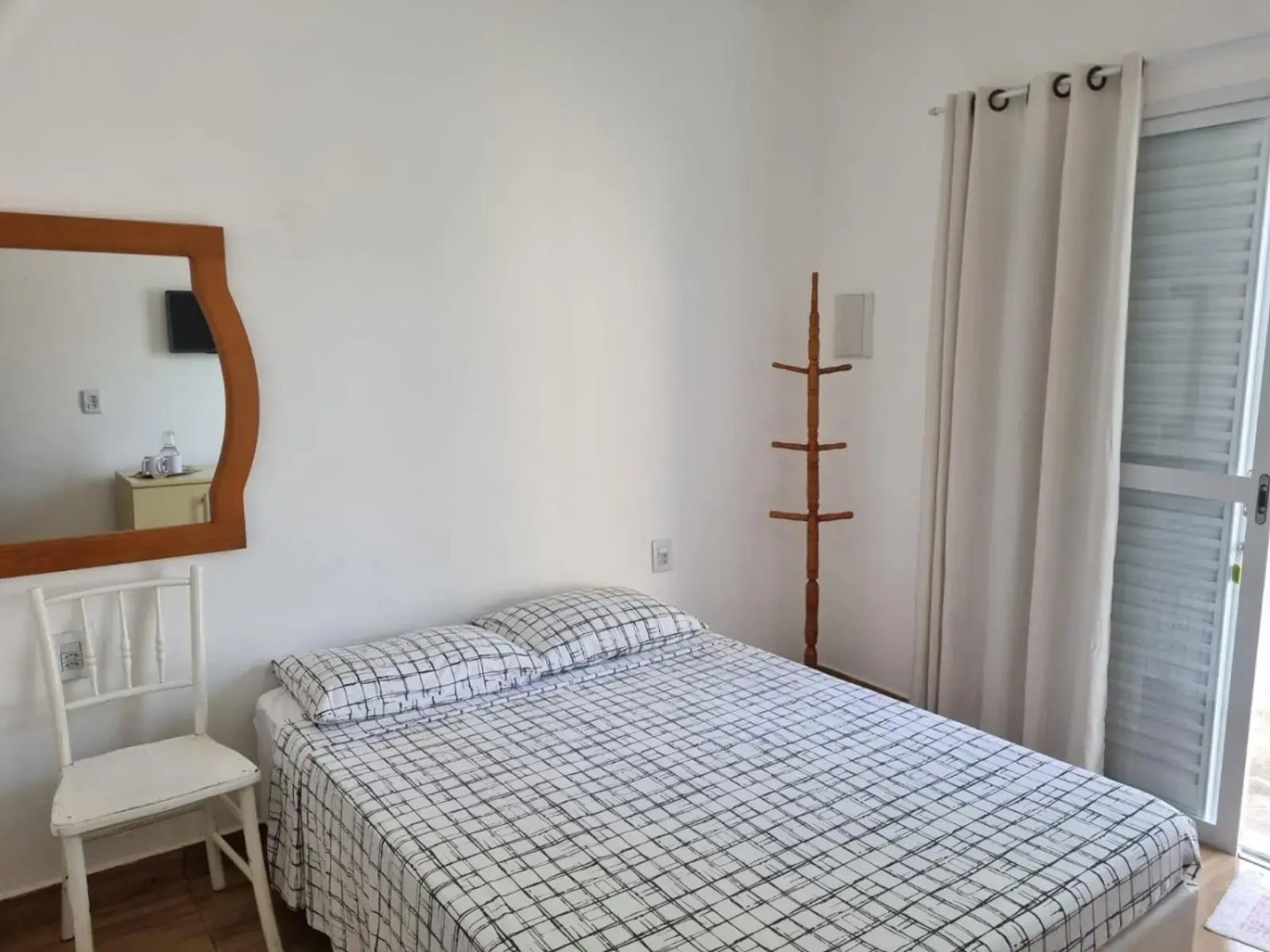 Suíte residencial com entrada independente em Itatiba