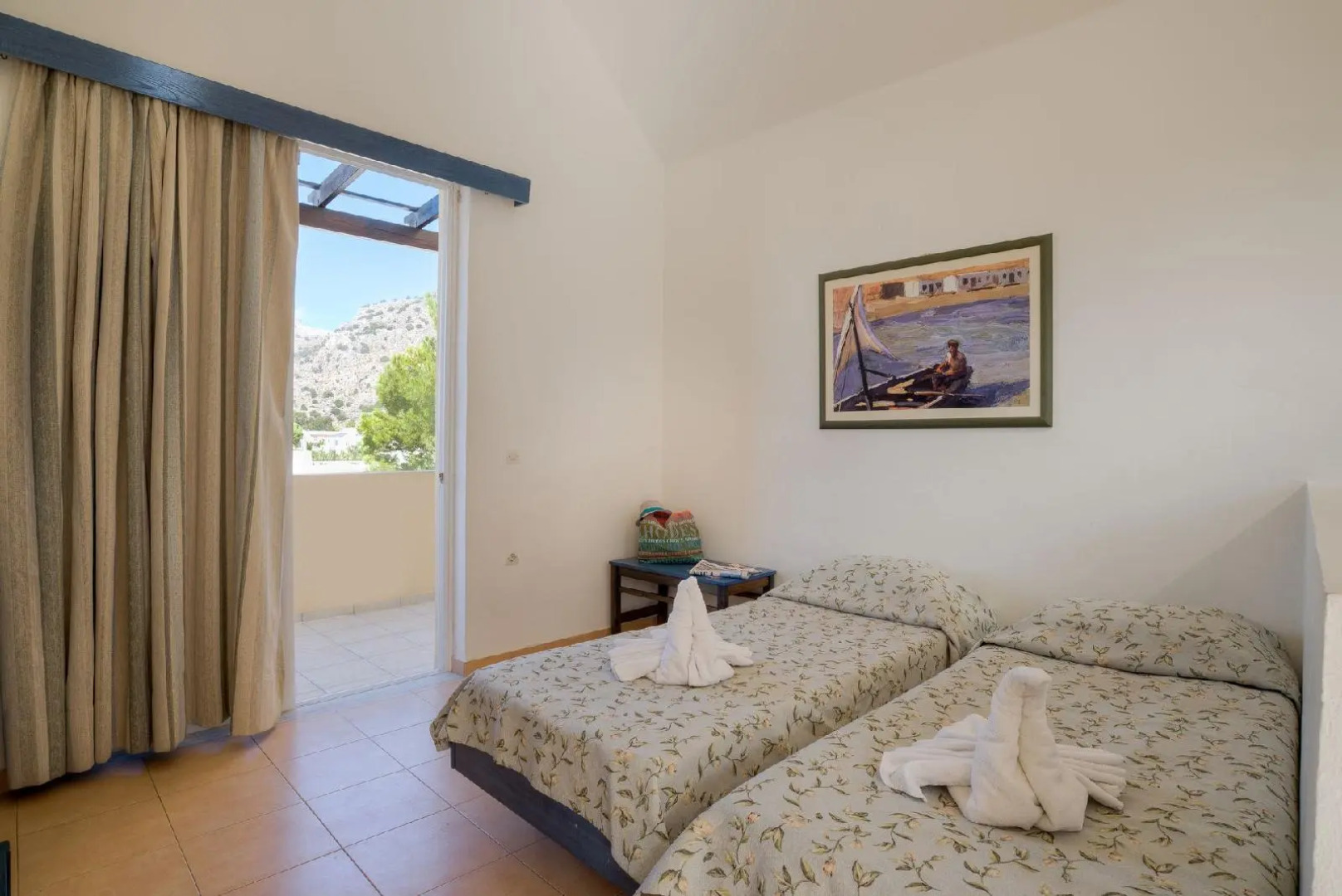 Matina Pefkos Aparthotel