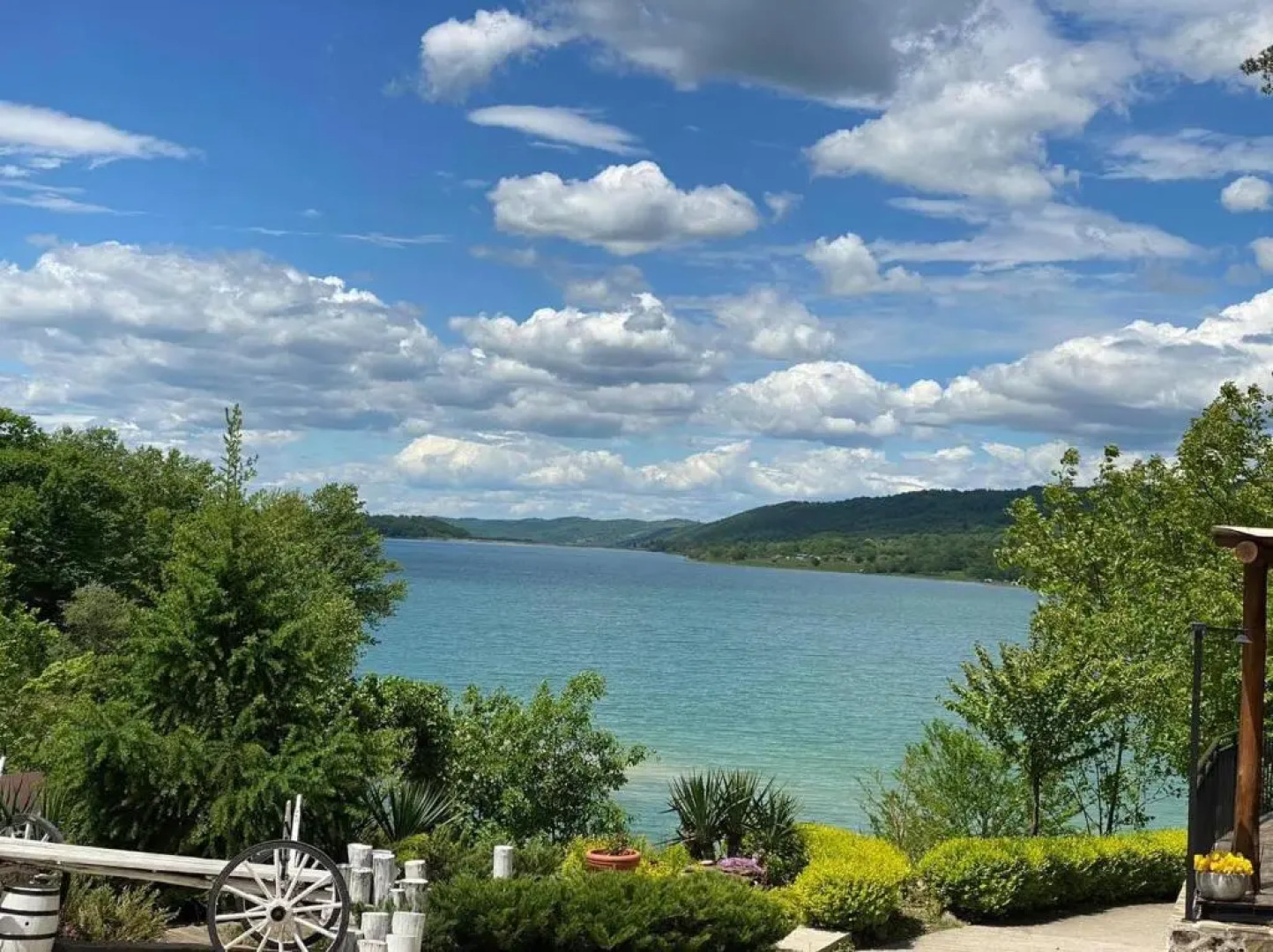 Semeen hotel i restorant Rajski zaliv