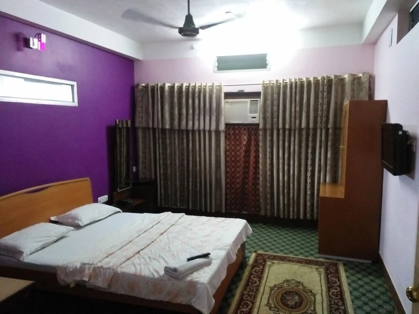 Hotel Darbar