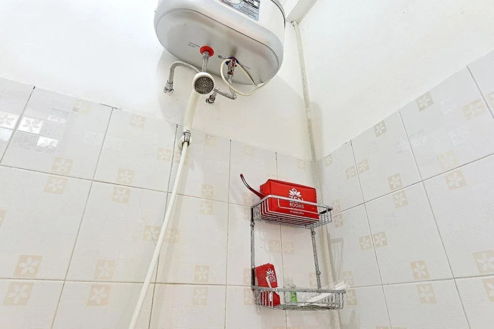 Zen Rooms Karet Tengsin