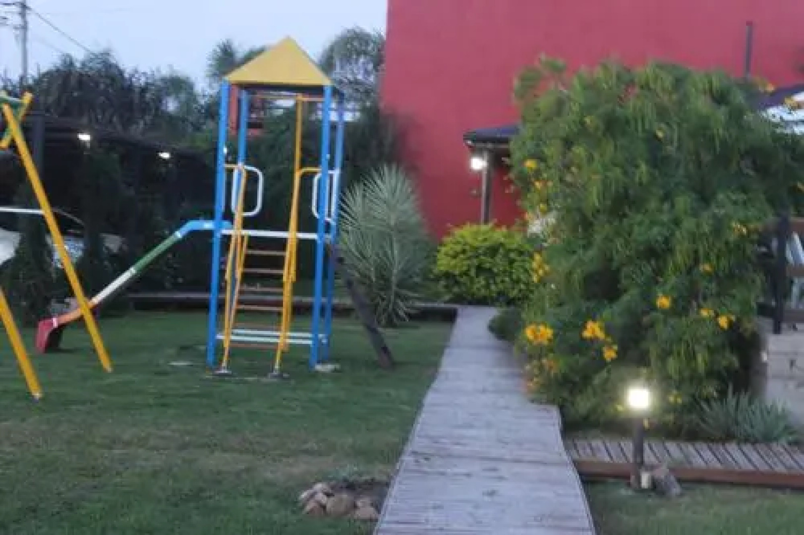 Luna de Artalaz Apartments