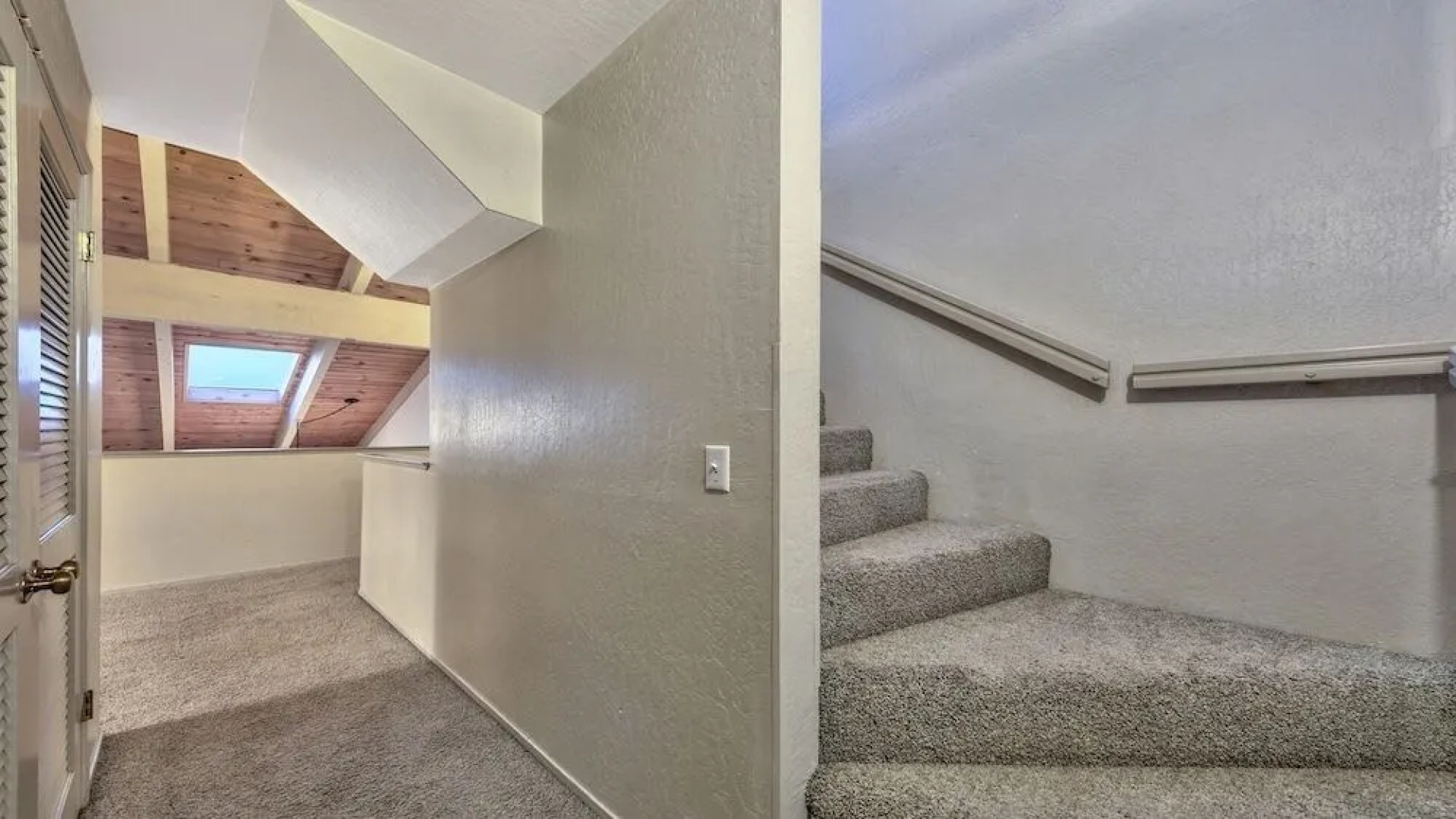 628 Lake View