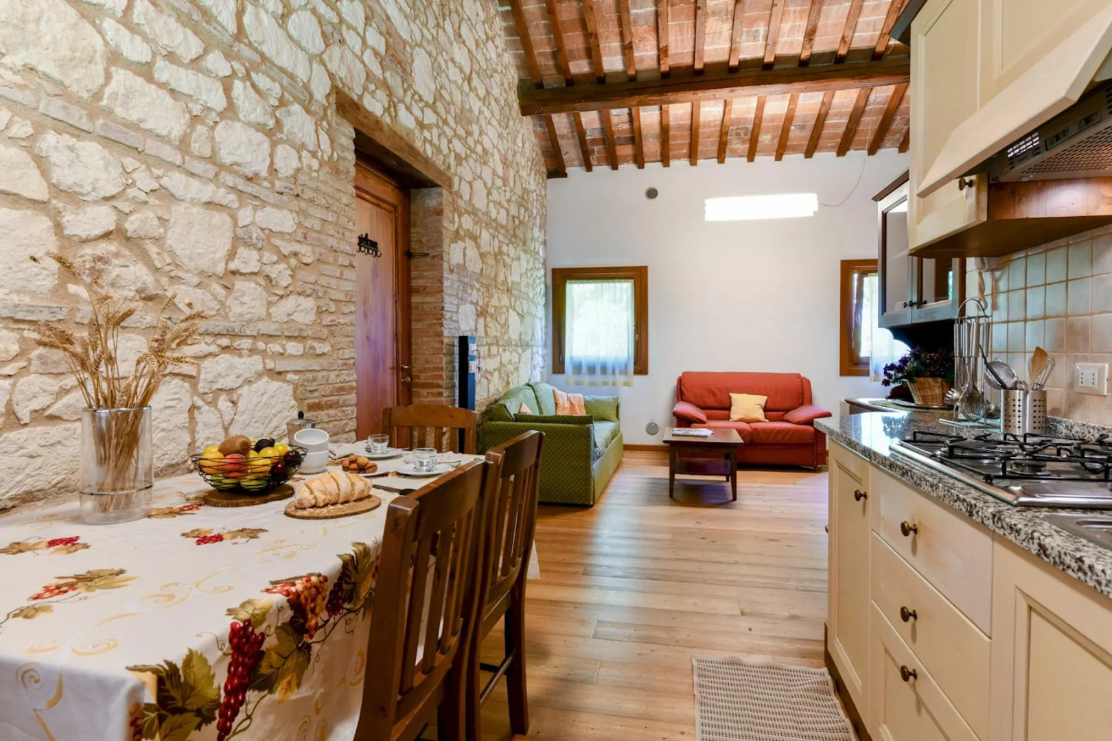 Vigneti apartment with two bedrooms and one bathroom on the second floor (apartment 5)