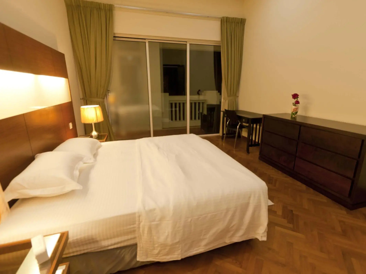Profolio Straits Quay