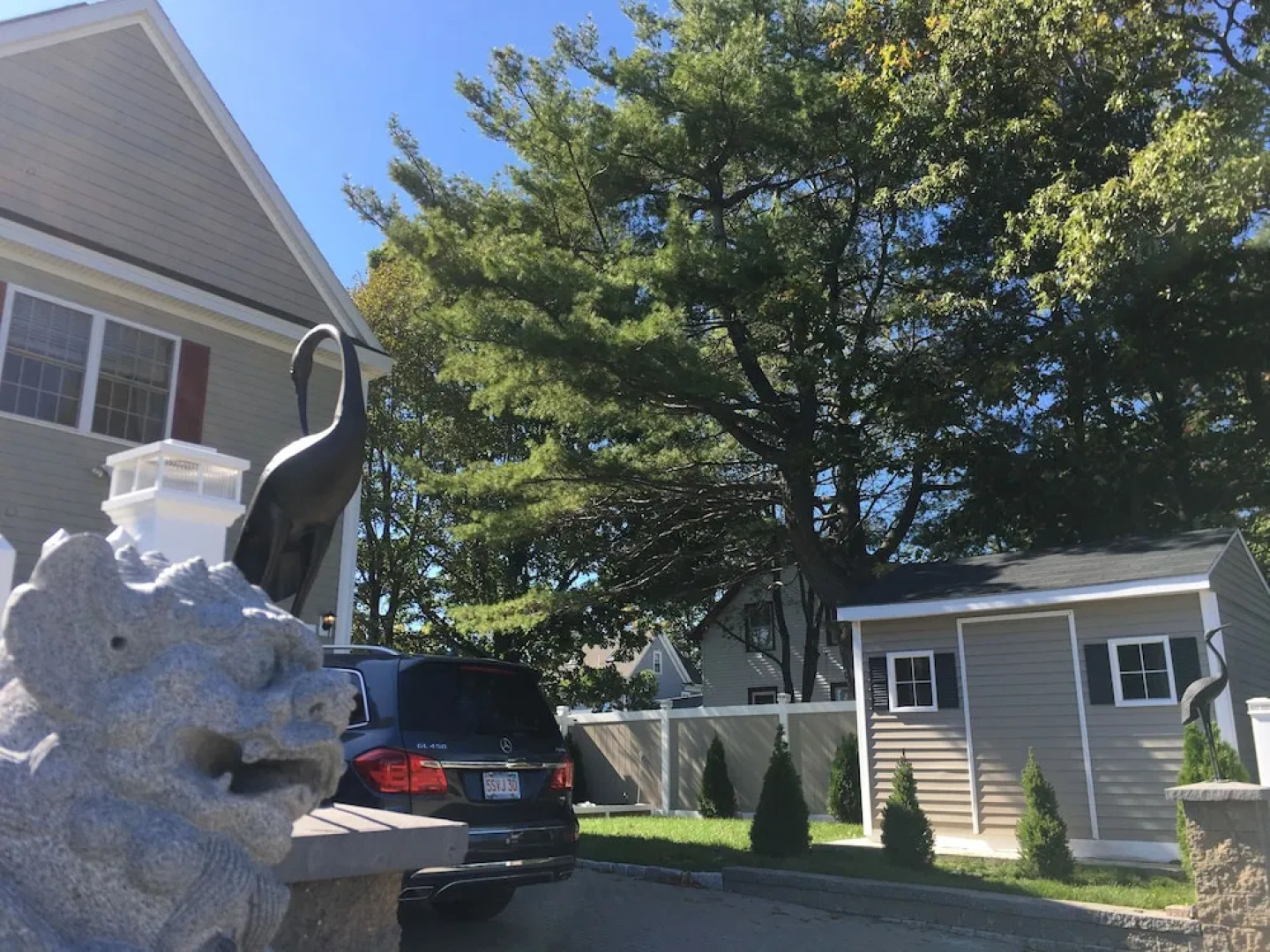 Rooms in Family House in Salem Boston
