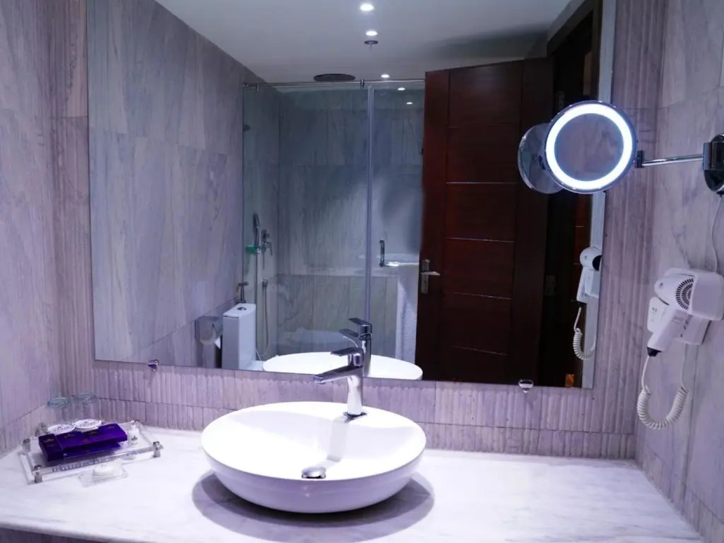 Indigo Heights Hotel & Suites