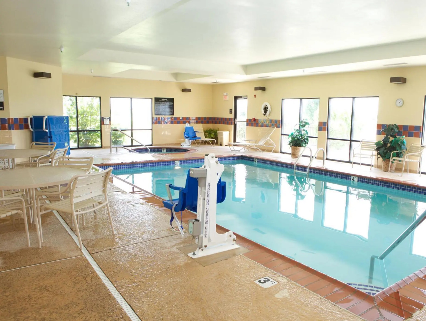 Hampton Inn by Hilton Litchfield