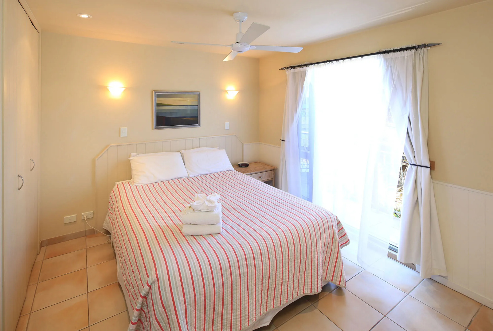 Onetangi Beach Apartments