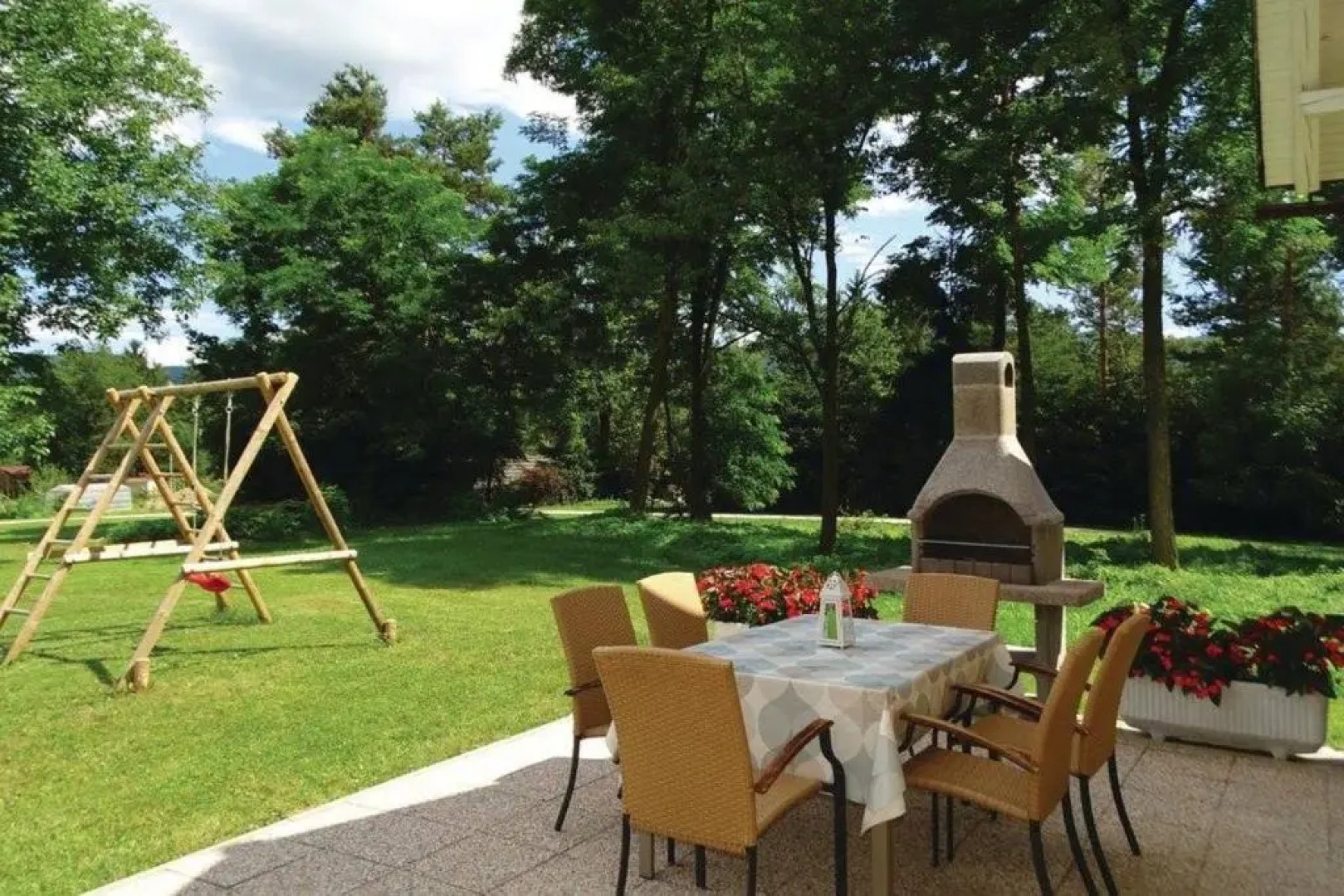 Villa Cujez With Sauna And Pool