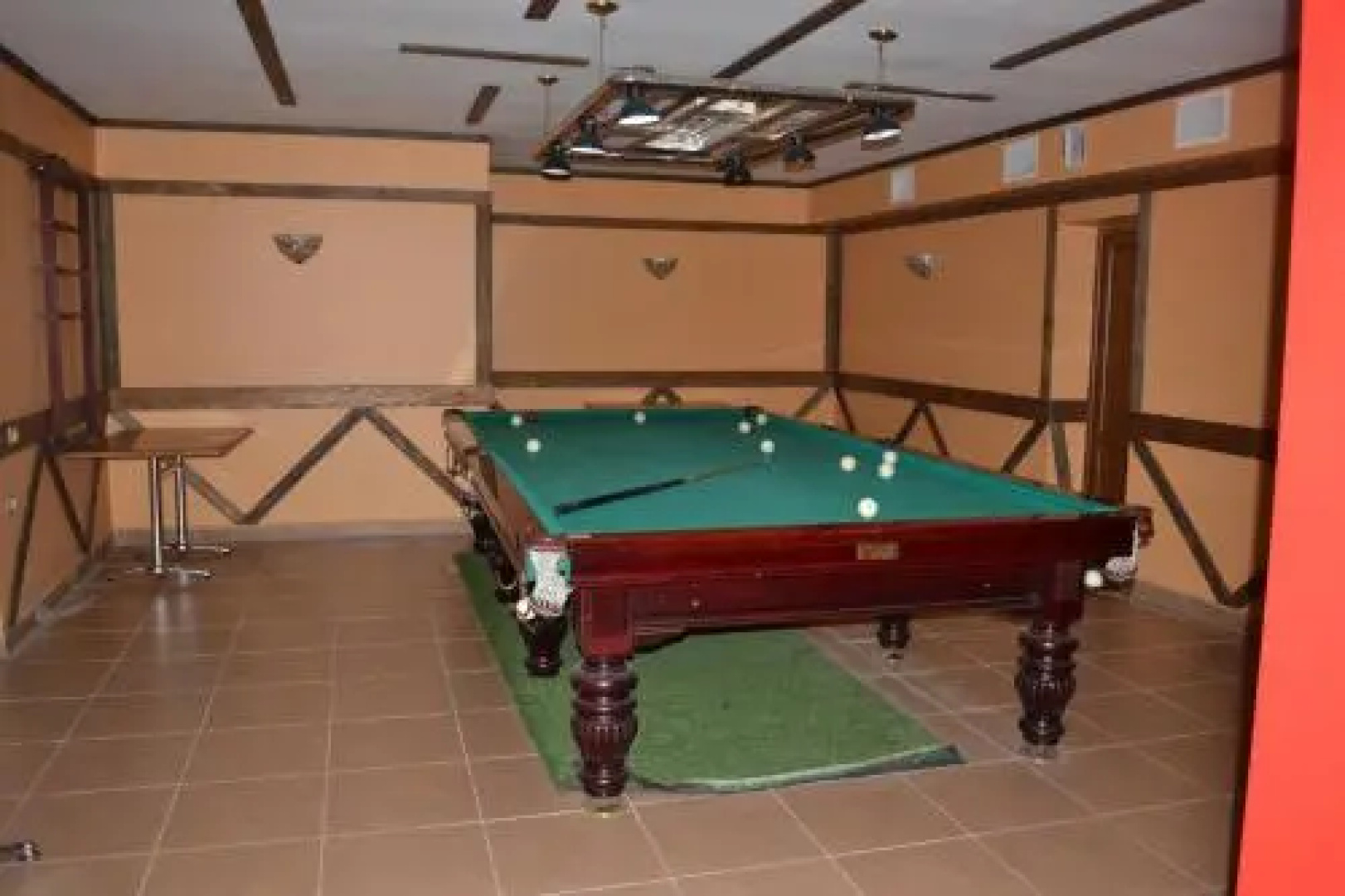 Cameo Hotel
