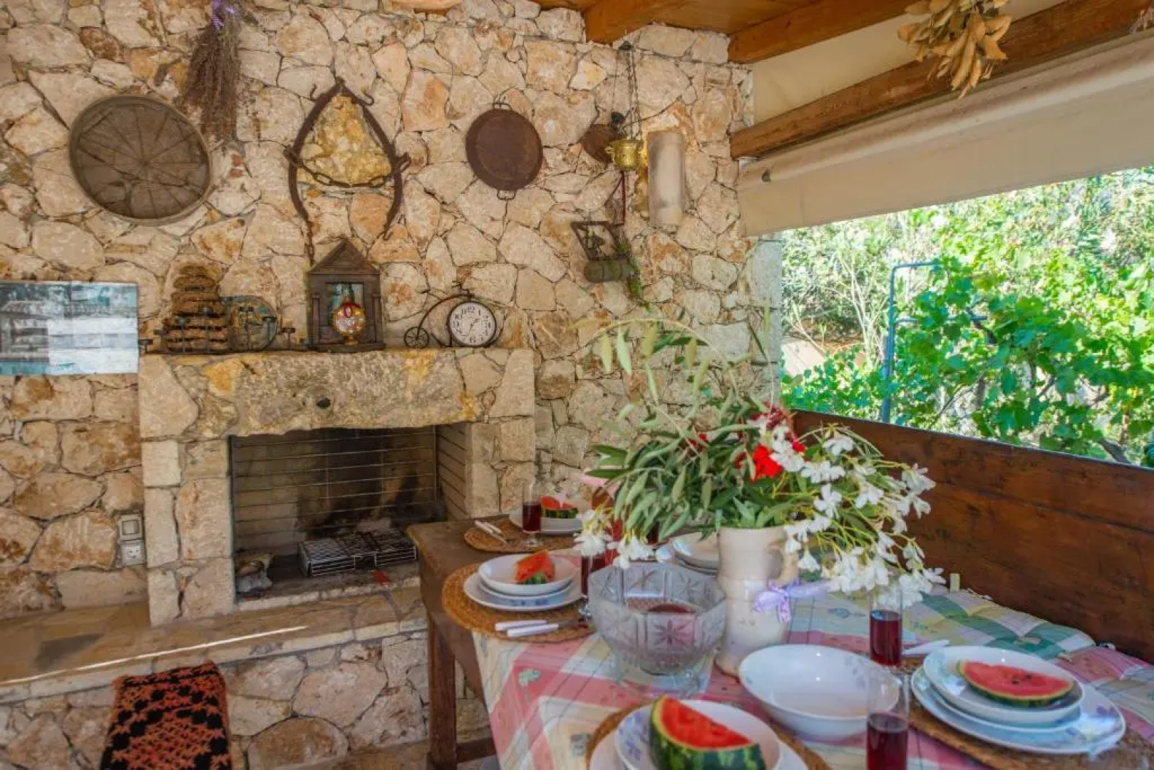 Villa Siorra by MediterraneanVillas