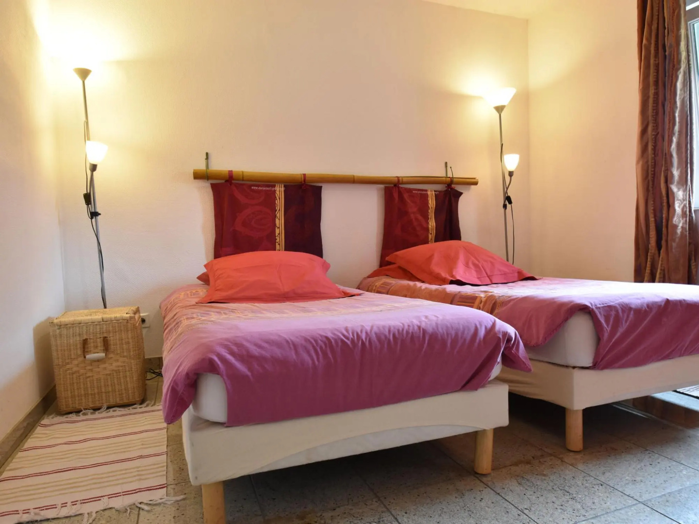 Quaint Holiday Home in Varsberg with Terrace