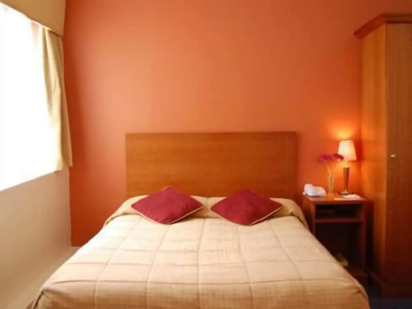 Saffron Suite And Kitchen