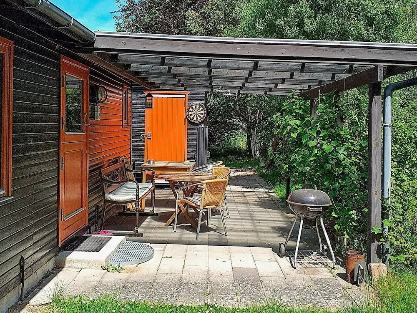 Exotic Holiday Home in Højby With Terrace