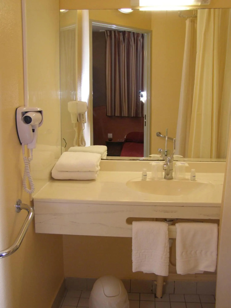 initial by balladins Orleans / Saran