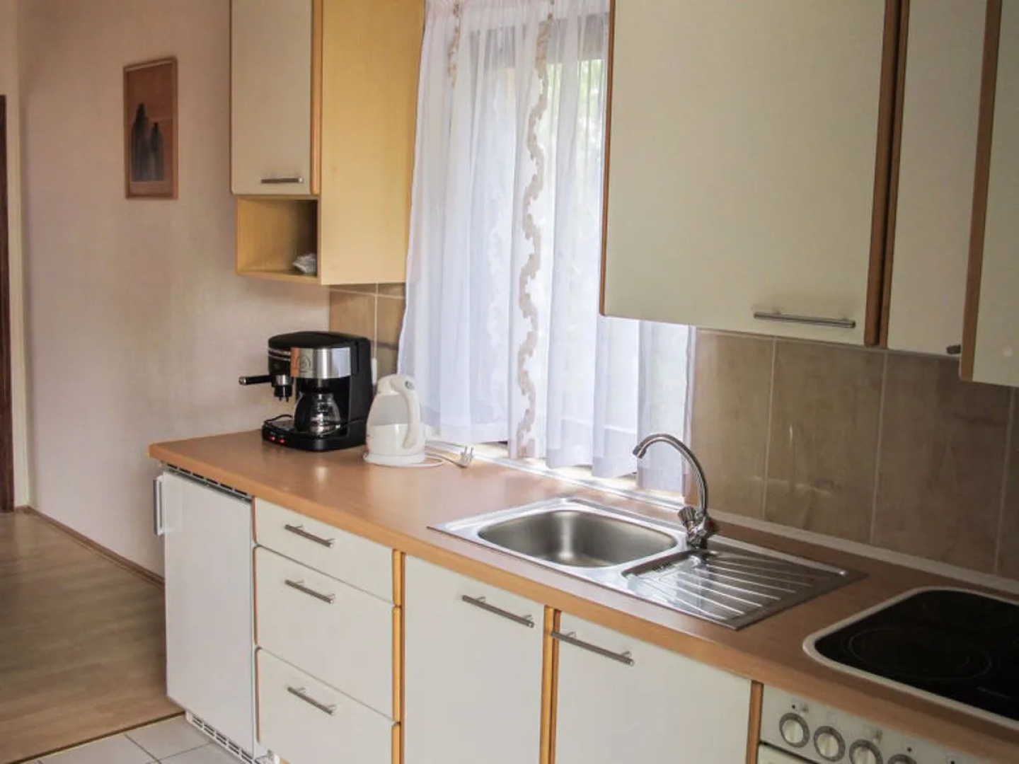 Five-Bedroom Holiday Home in Rovanjska