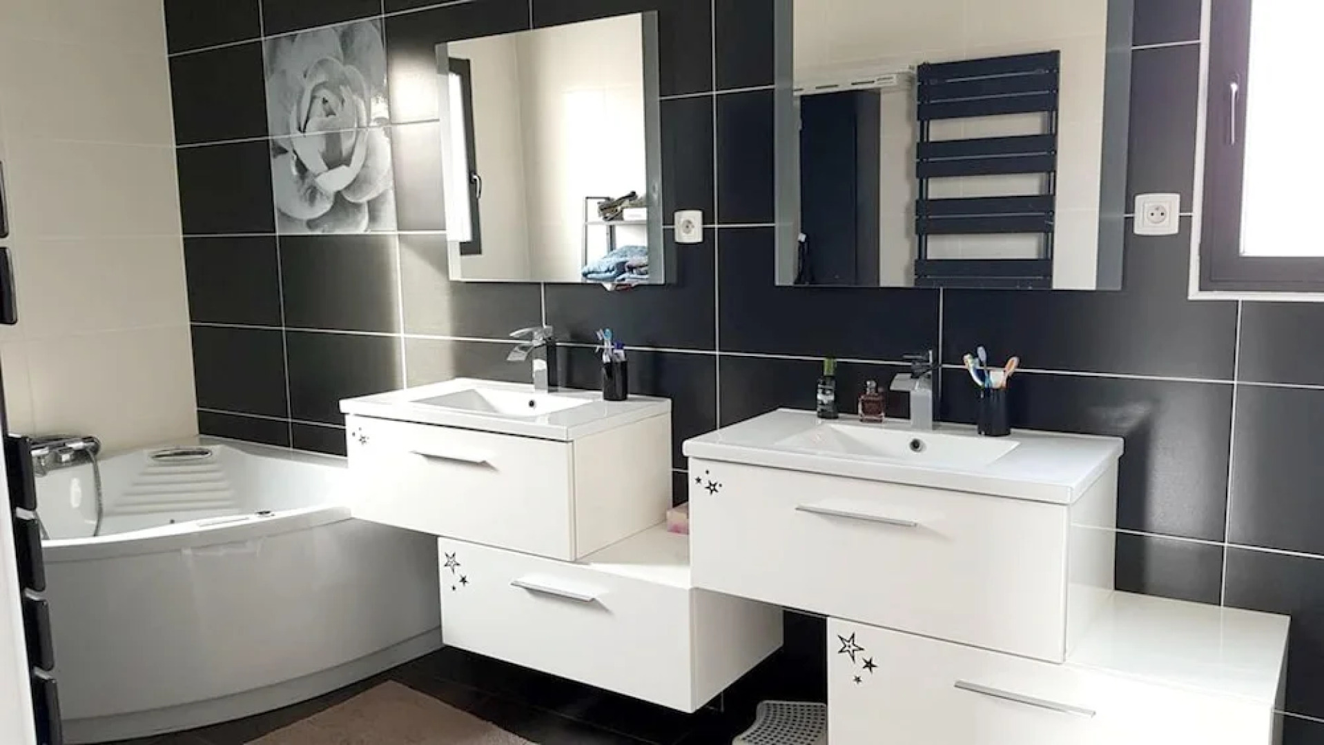 Villa With 5 Bedrooms in Portiragnes, With Wonderful City View, Private Pool, Furnished Terrace