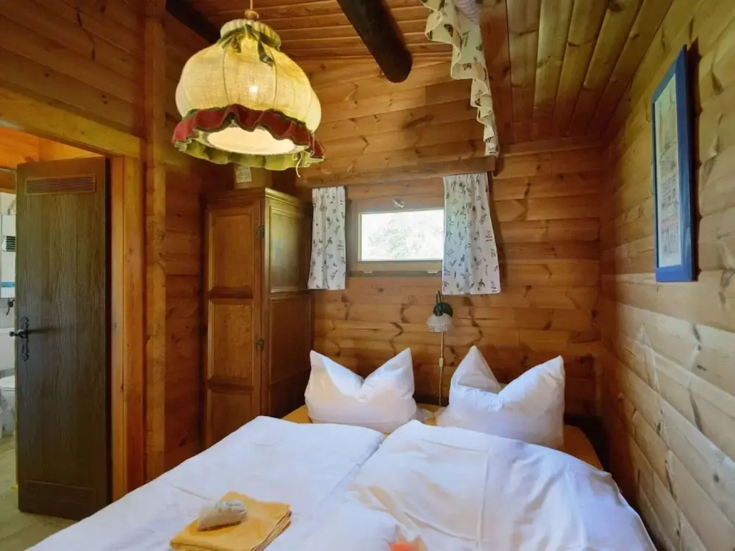 Holiday Home on a Horse Farm in Heath