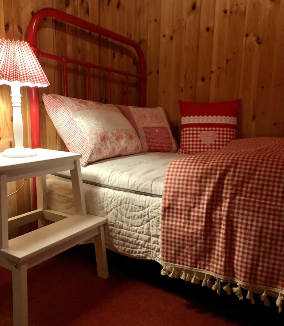 Charming Chalet With Mountain View Near Arosa for 6 People House Exclusive use