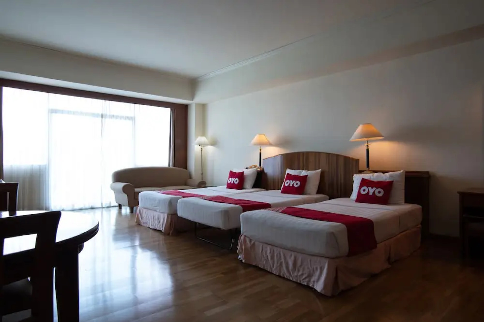 Ayutthaya River View Hotel