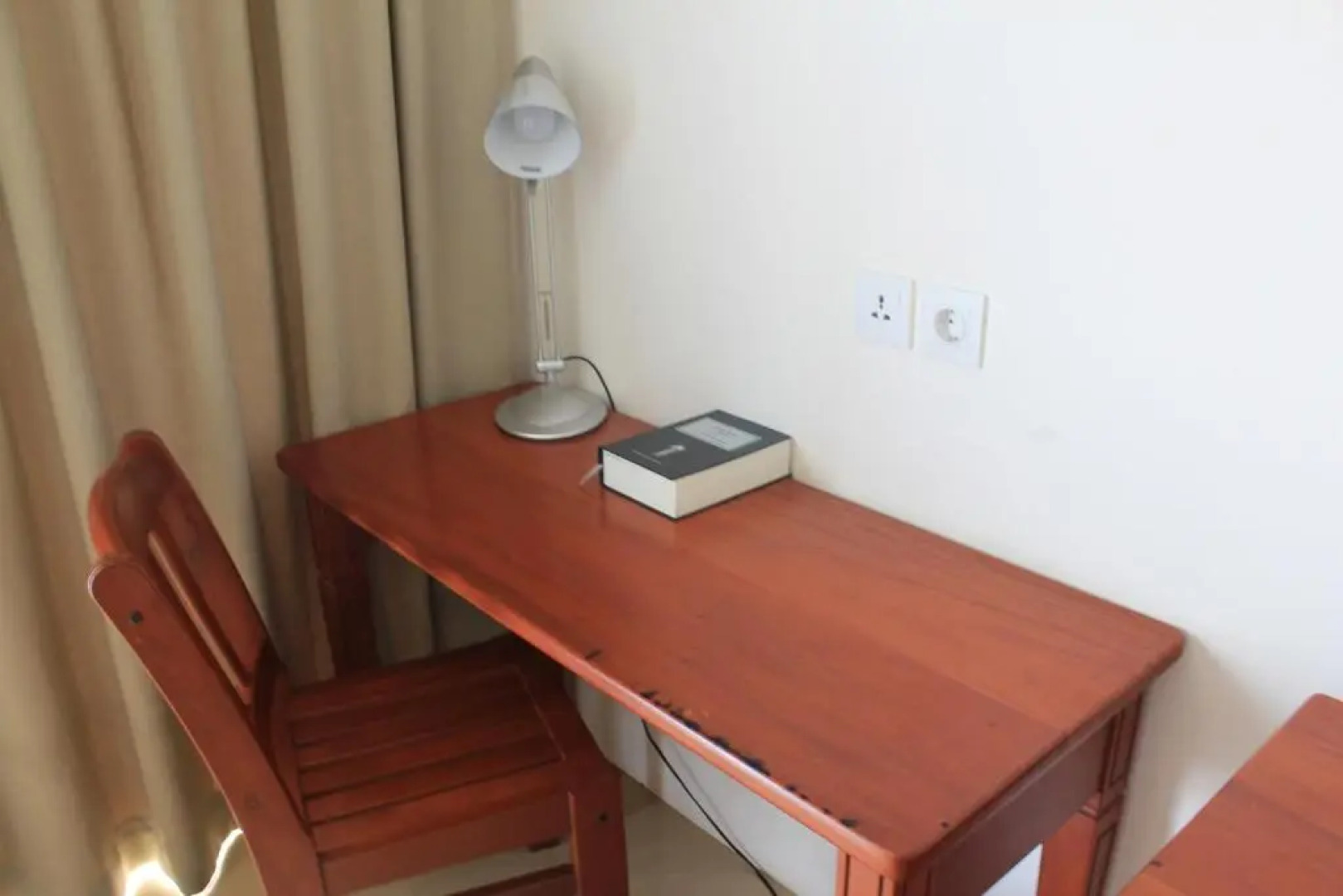 Thong's Inn - KNO Kualanamu Transit Hotel