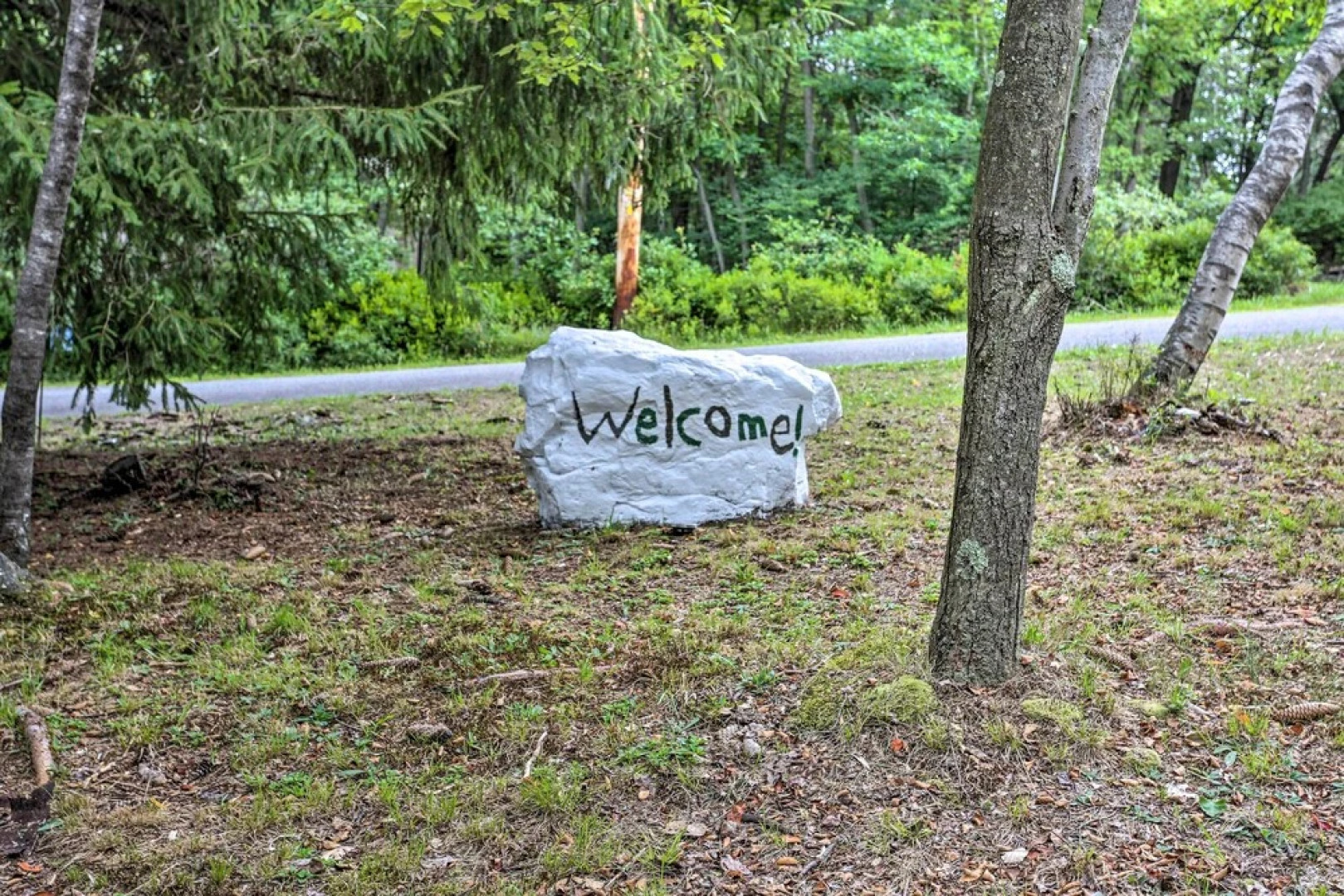 Serene Long Pond Home w/ Game Room & Beach Access!