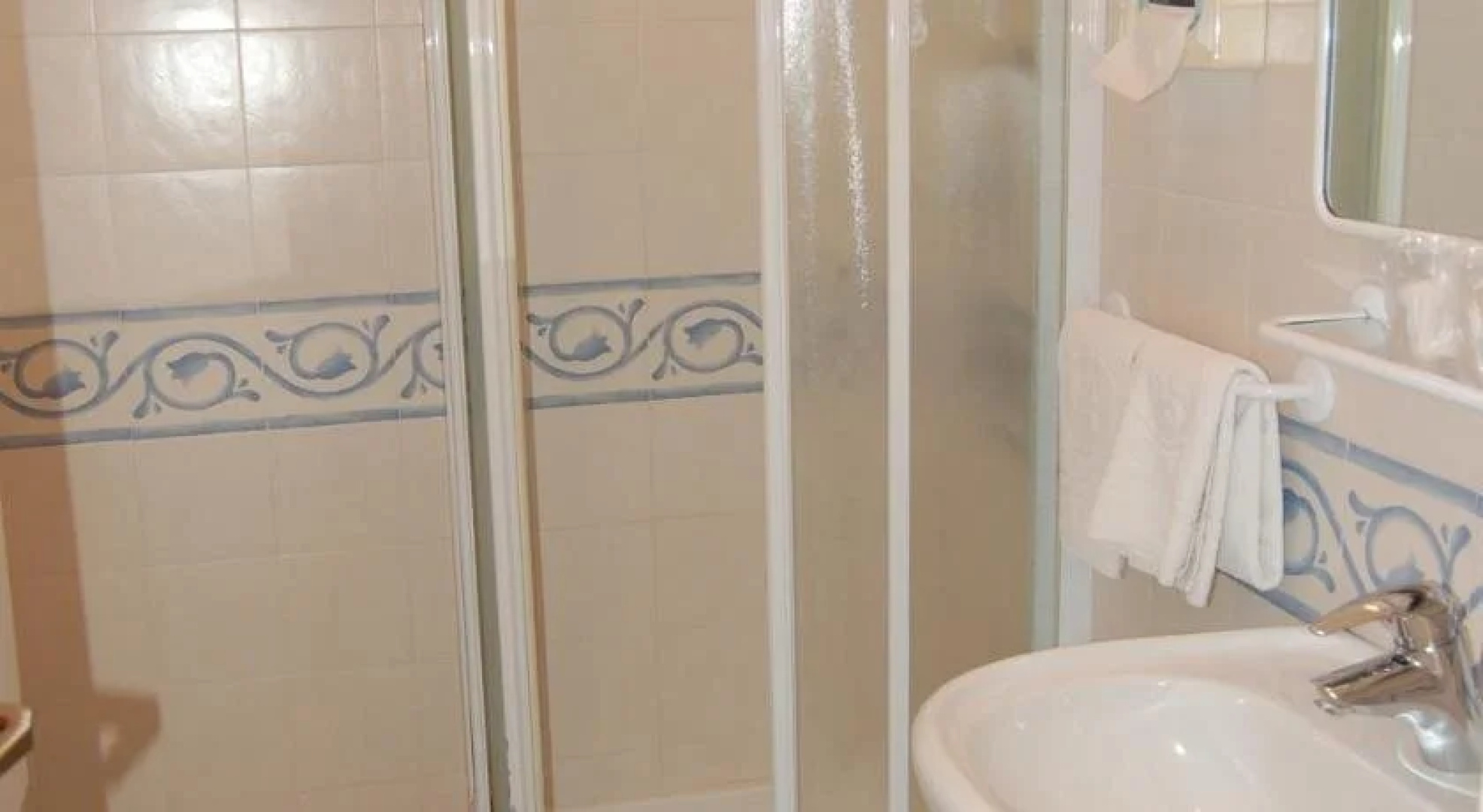 Hotel Sardi