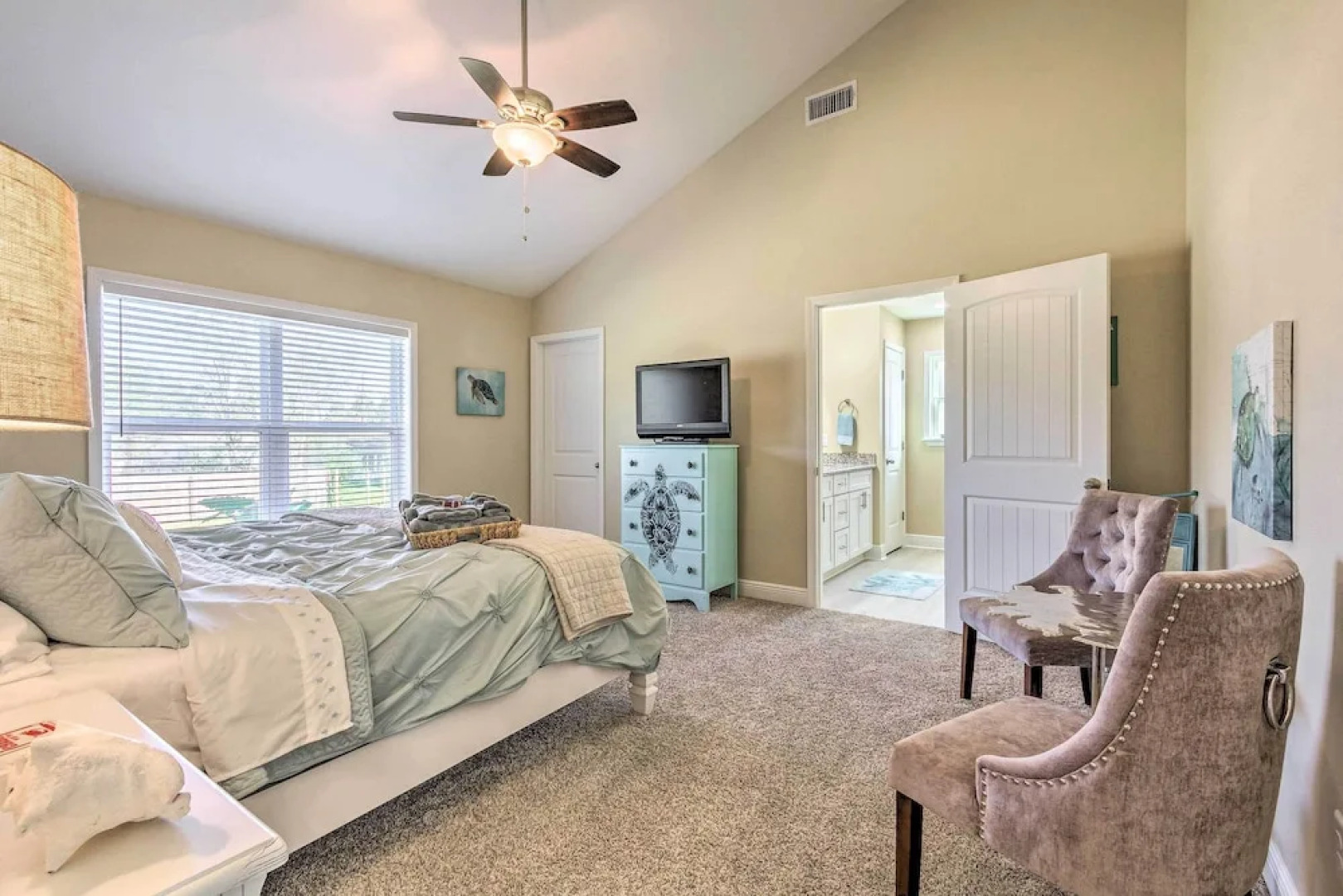 Gulf Breeze Getaway - 8 Mi to Pensacola Beach